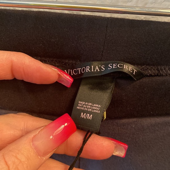 Victoria’s Secret riding leggings - Picture 2 of 8